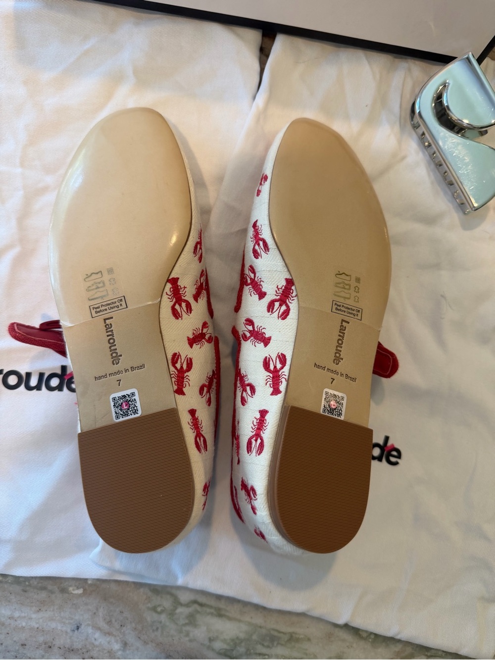 Larroudé Verona Ballet flats, Red & Cream Lobster Print, nwt and box - Picture 3 of 5